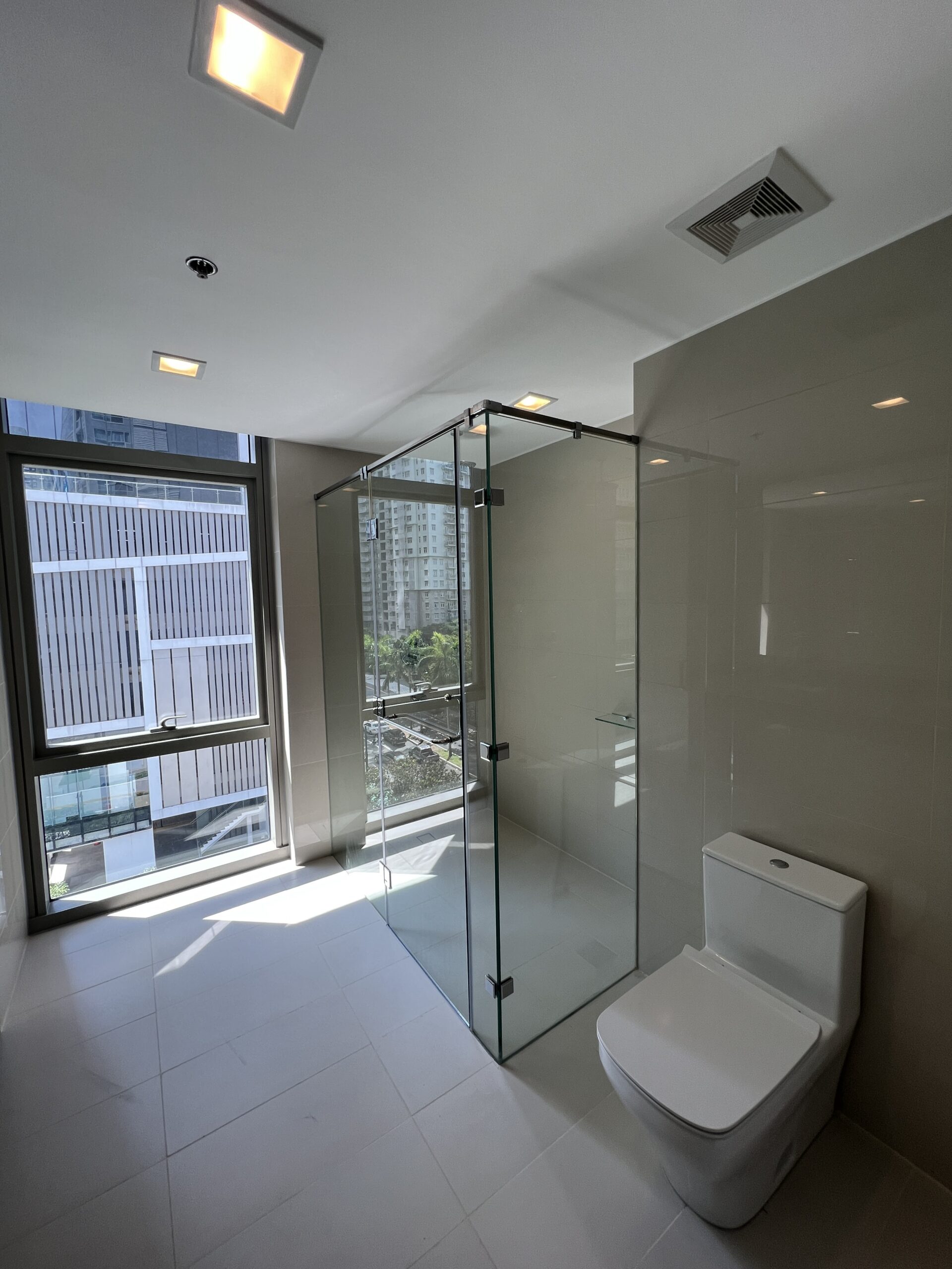 East Gallery Place 4BR For Sale at Bonifacio Global City BGC
