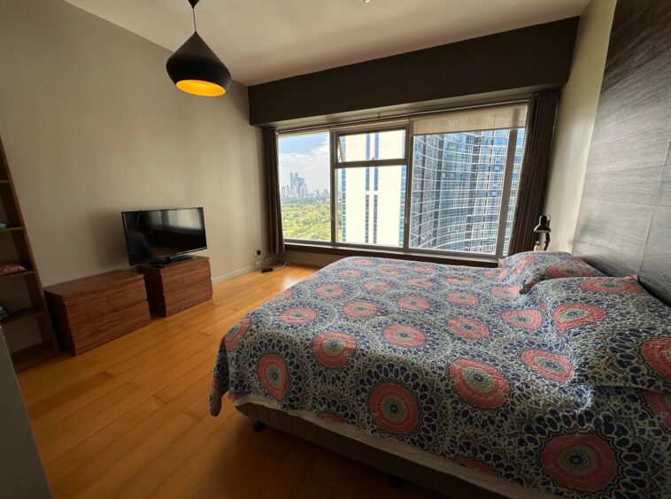 Beaufort Condominium, BGC 2 Bedrooms for Rent, Fort Bonifacio