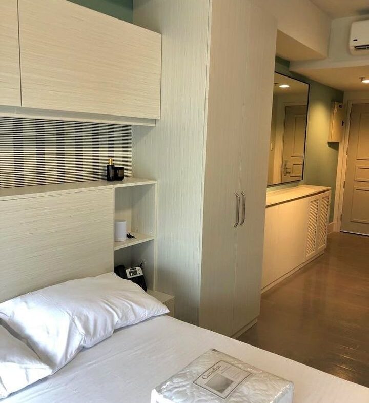 Studio For Rent in Rockwell, Metro Manila - Fully Furnished