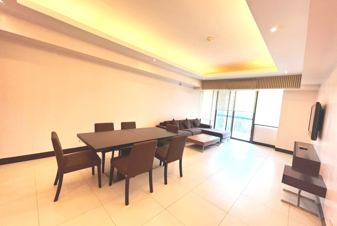 2br condo Rent near Greenbelt with OR Legaspi Village, Makati