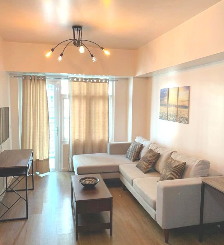 1bedroom for Sale at Meranti Tower Two Serendra BGC Taguig