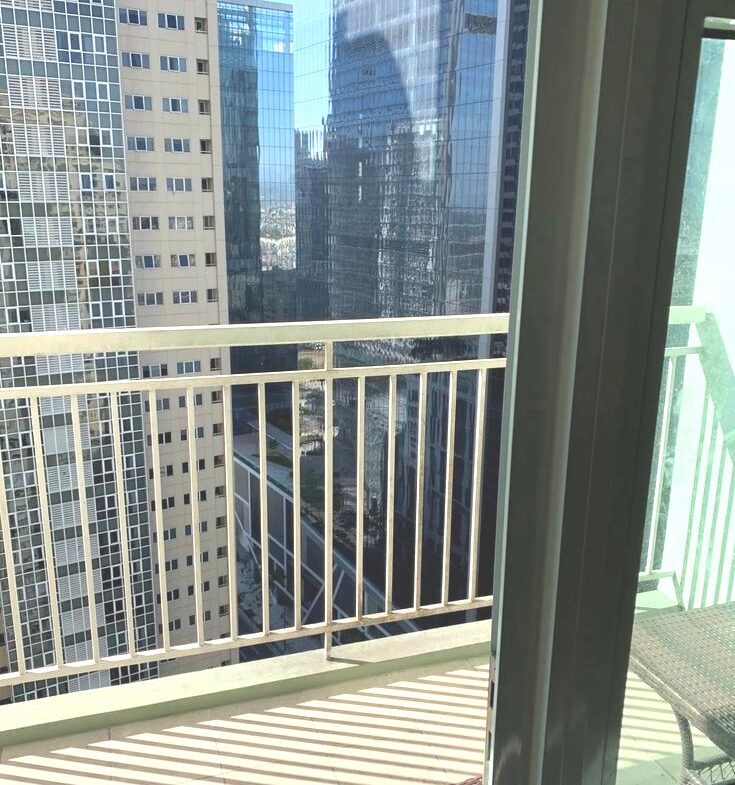 1bedroom for Sale at Meranti Tower Two Serendra BGC Taguig