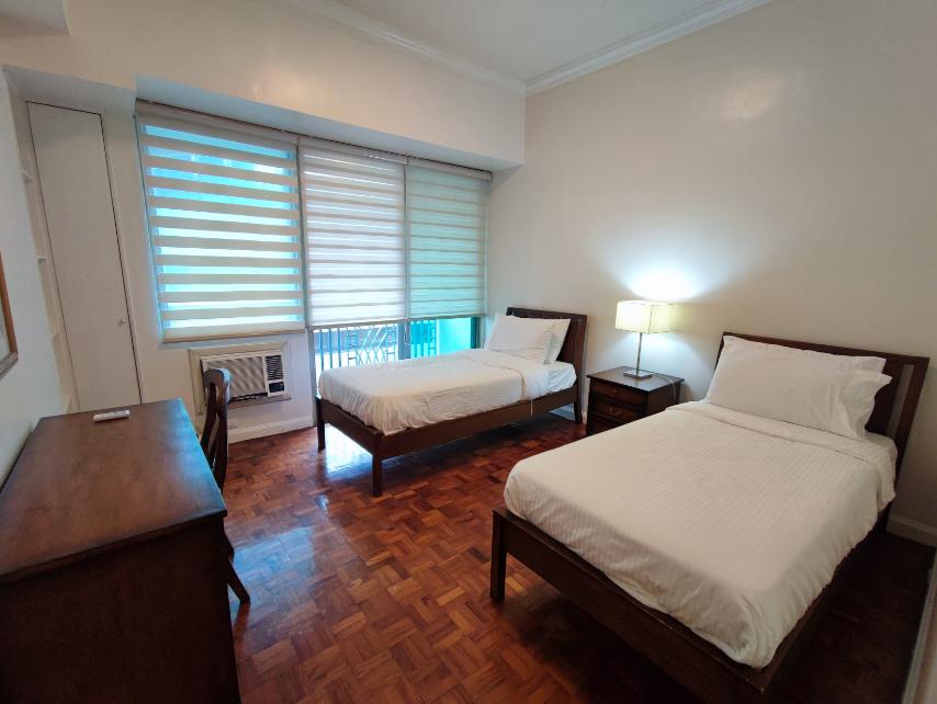 For Rent in Frabelle Makati, Manila with Balcony 2 Bedroom
