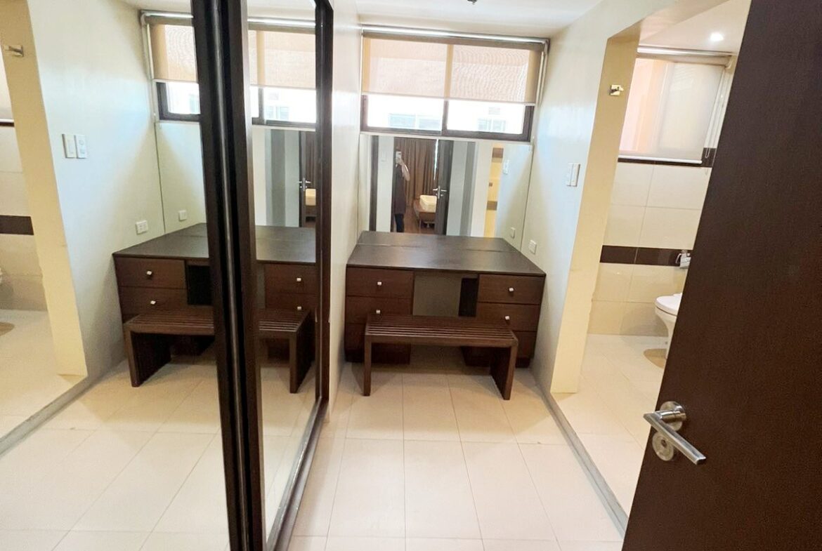 2br condo Rent near Greenbelt with OR renovated Legaspi , Makati