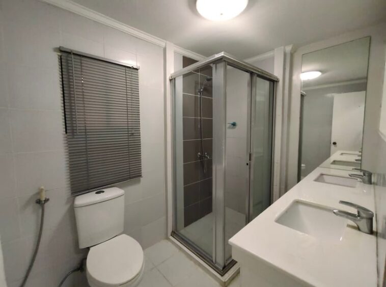 Palm Village Makati | Three Bedroom House and Lot For rent makati