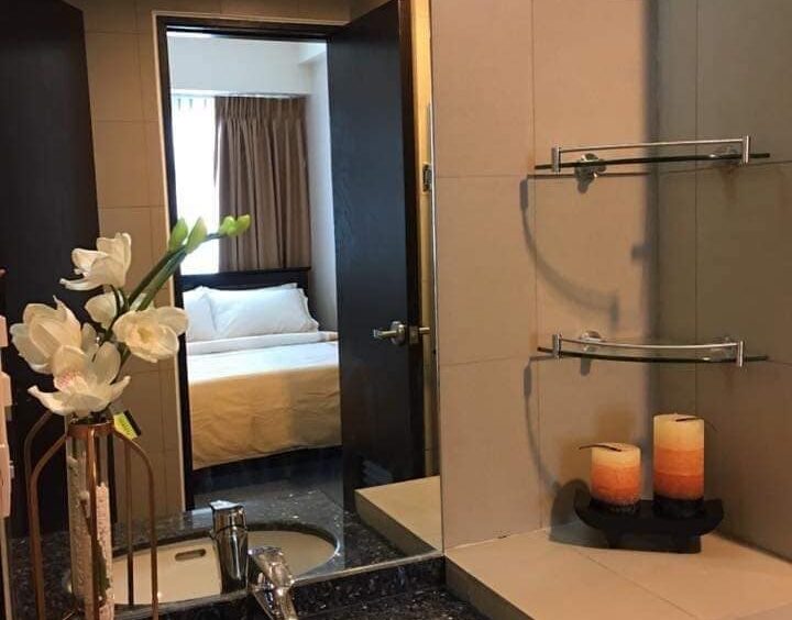 Parkwest Condo 1 Bedroom for Sale Fort Bonifacio BGC