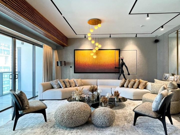 rand Hyatt Unit Type: 4 bedrooms corner unit