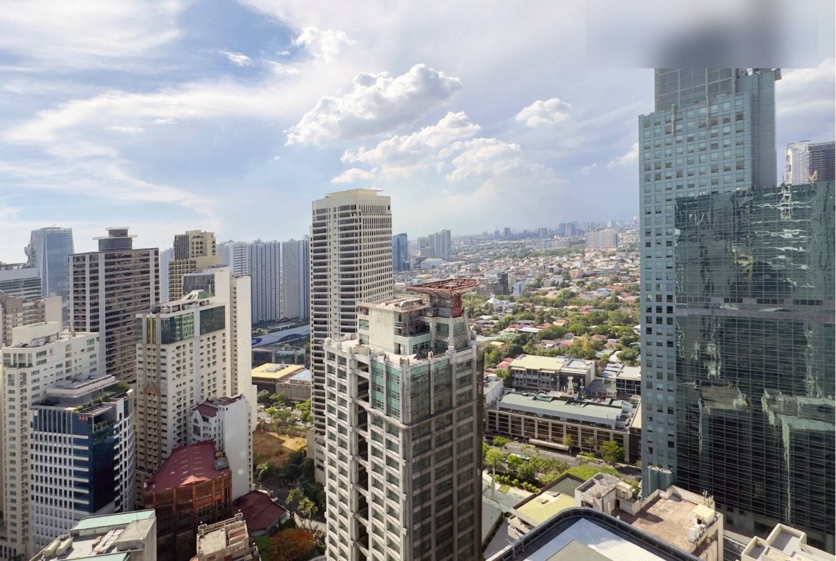 For Sale Penthouse 4 BR Forbes Tower Salcedo Village Makati