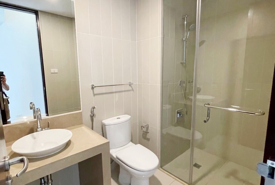 Grand Hyatt Residences 2BR Unit FOR RENT Fort Bonifacio BGC