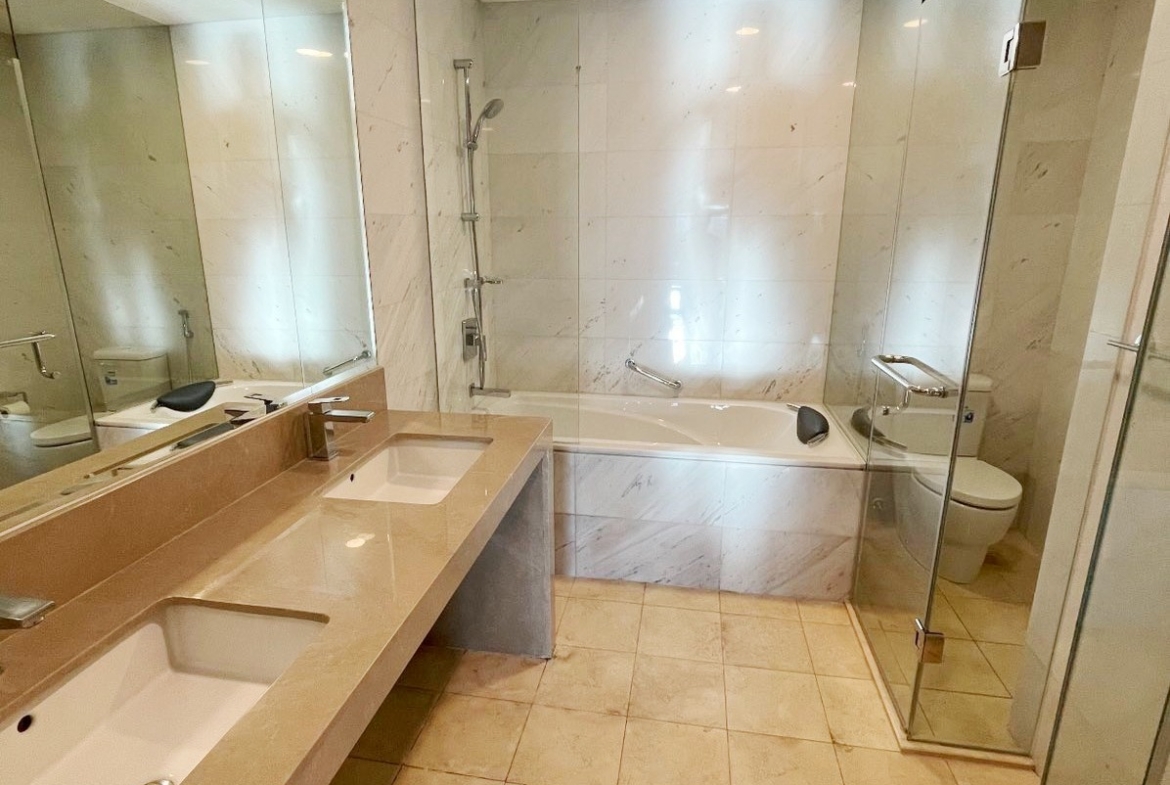 Grand Hyatt Residences 2BR Unit FOR RENT Fort Bonifacio BGC