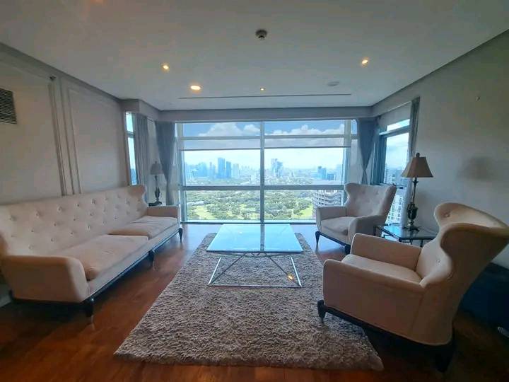 Pacific Plaza 3BR for Lease in Fort Bonifacio unfurnished