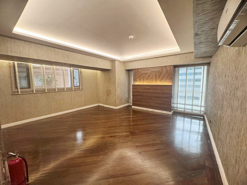 FOR SALE: Modern Spacious 3 BR at Forbes Tower Makati