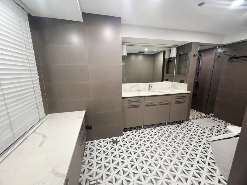 FOR SALE: Modern Spacious 3 BR at Forbes Tower Makati