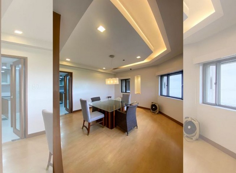 Twin Towers 3BR Condominium for sale in Ayala Avenue Makati