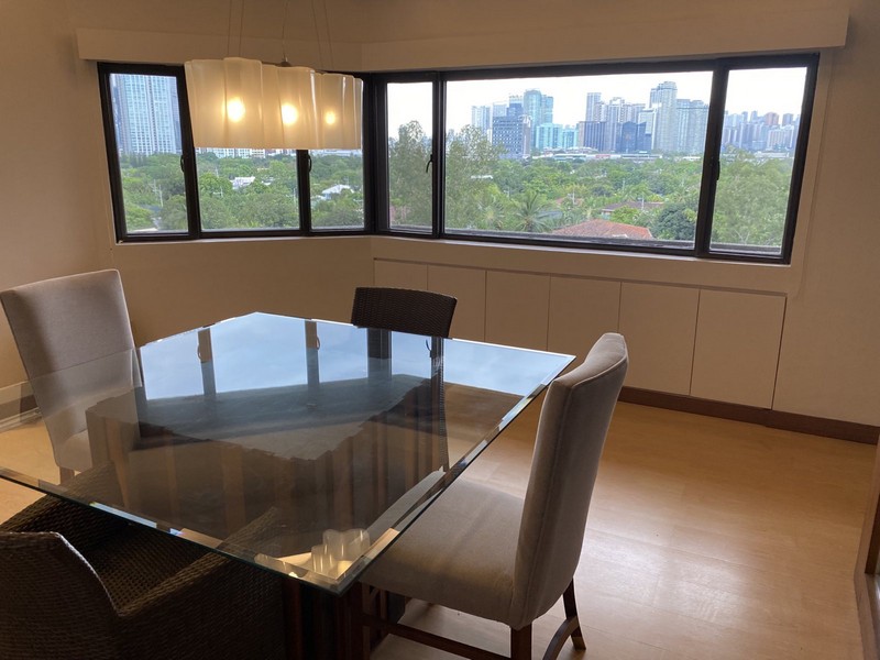 Twin Towers 3BR Condominium for sale in Ayala Avenue Makati