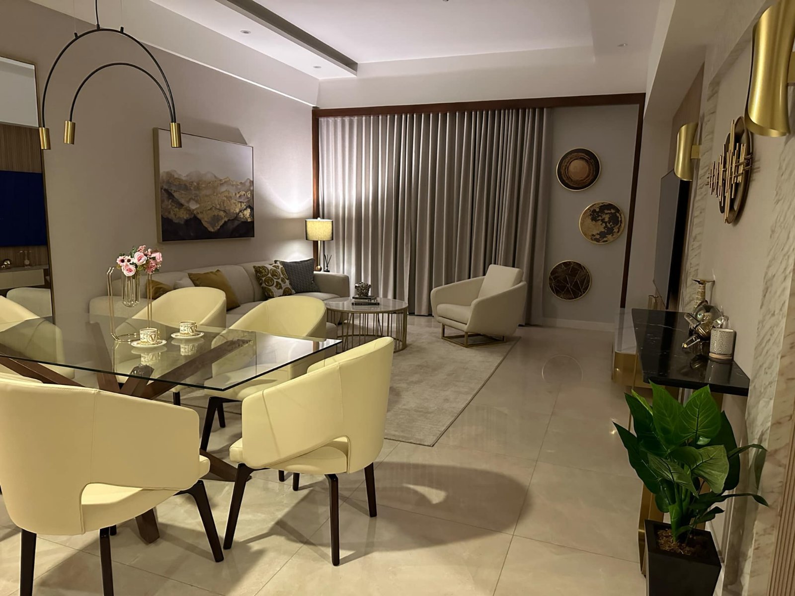 Grand Hyatt Manila Residences For Sale 3 bedroom condo