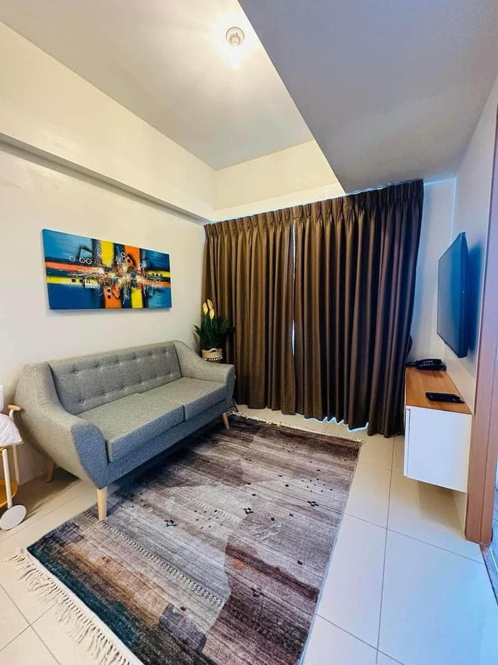 TIMES SQUARE WEST 2 Bedrooms for lease Fort Bonifacio BGC