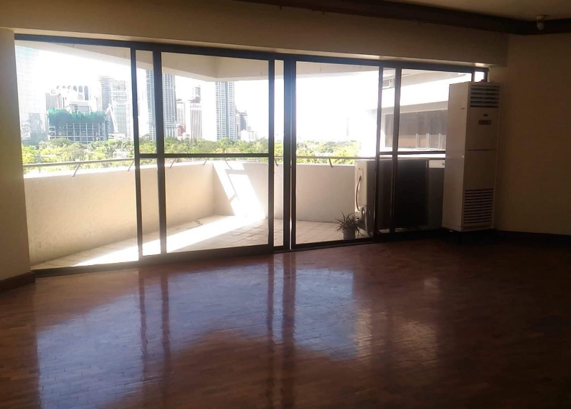 Ritz Tower for sale 3 bedrooms in Makati City