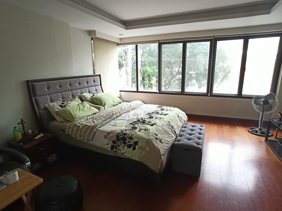 FOR RENT San Lorenzo House and Lot 4BR Makati City