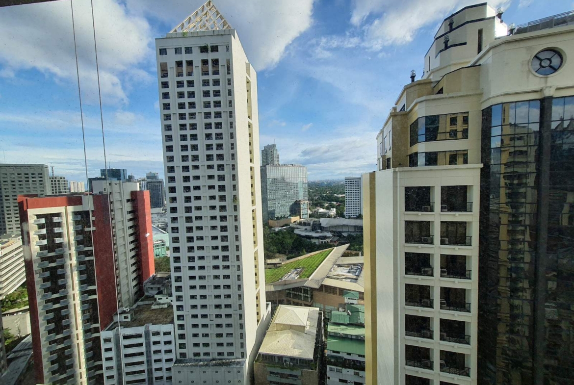 The Shang Grand Tower 2BR Makati Pet friendly