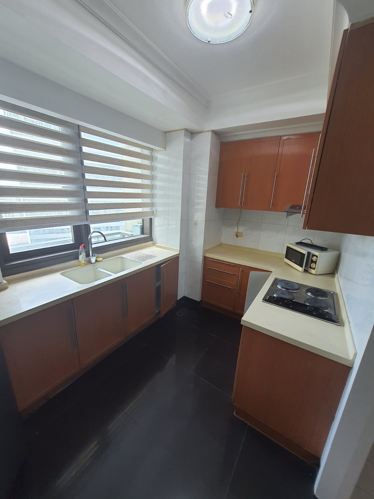 Shang Grand 2BR Fully Furnished with Maids Room Parking Pet