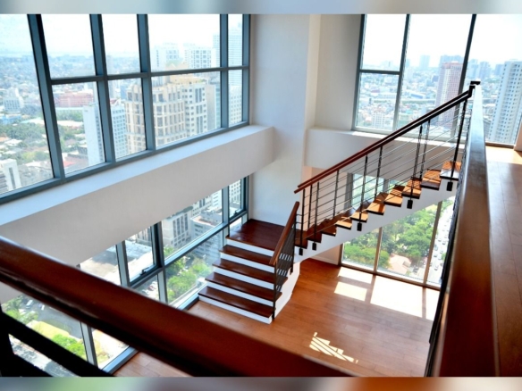Eton Residences 3 bedrooms condo for sale loft Makati