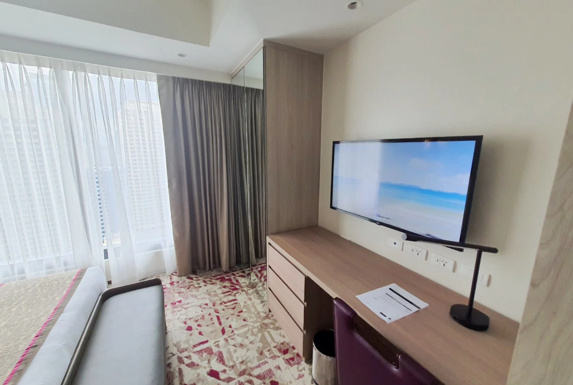 Somerset Central Salcedo Modern condo for Lease