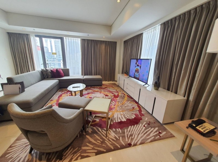 Makati 3BR Short Term Rentals Apartments & Condos