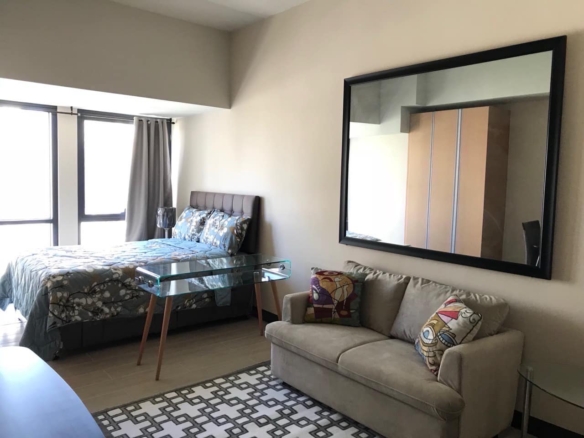 Paseo Heights for Rent Studio fully furnished Facing Salcedo park